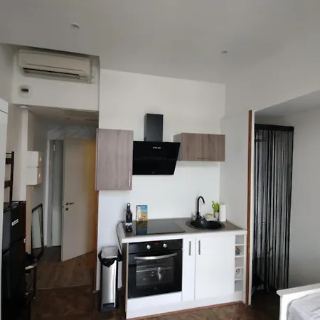 Apartment Lovely Air Conditonned Center *