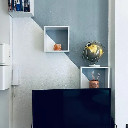 Apartment Lovely Air Conditonned Center